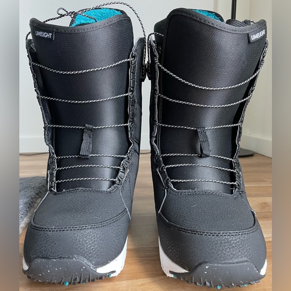 PRICE DROPPED Burton NWOT Women’s Black Limelight Imprint 2 Snowbrd Boot - Picture 2 of 9